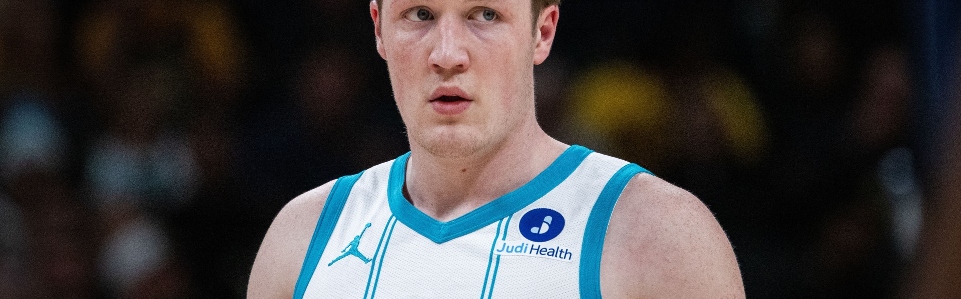 世界杯官方正版软件下载-看下半场咋样！4号秀克尼佩尔半场6中2&amp;三分4中2拿到9分3板